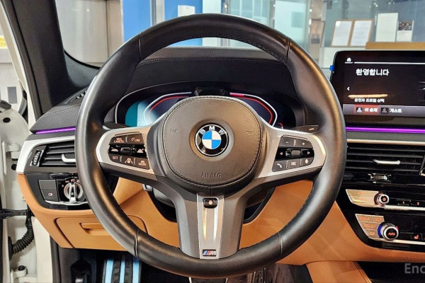 2022 BMW 5 серии с пробегом 72 739 км