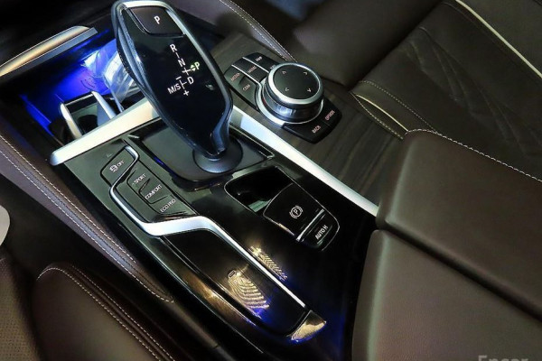 2022 BMW 5 серии с пробегом 52 202 км