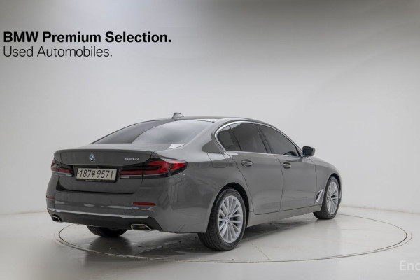 2022 BMW 5 серии с пробегом 25 189 км