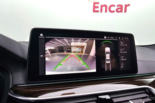 2022 BMW 5 серии с пробегом 55 884 км