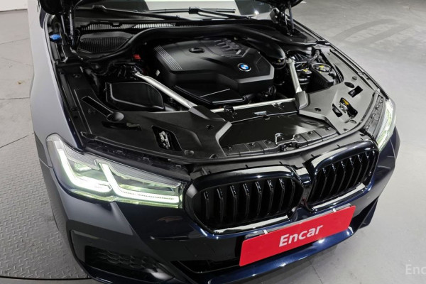 2022 BMW 5 серии с пробегом 32 774 км