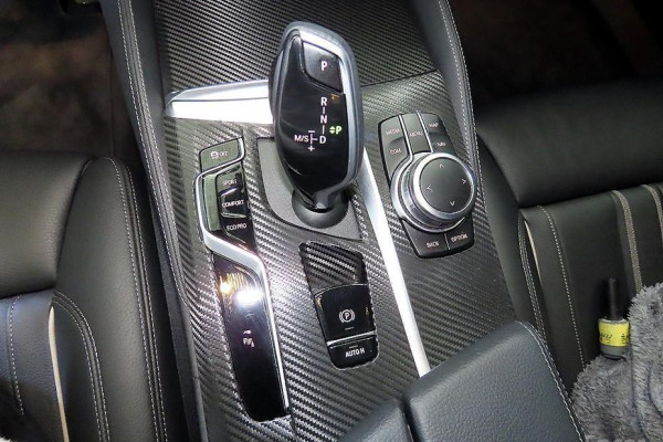 2022 BMW 5 серии с пробегом 71 703 км