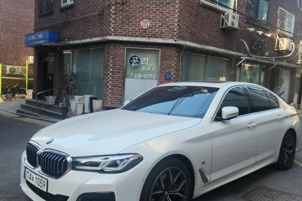 2022 BMW 5 серии с пробегом 38 348 км