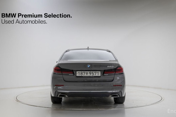 2022 BMW 5 серии с пробегом 25 189 км