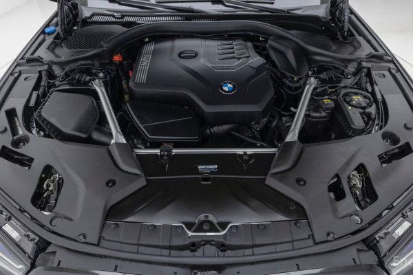 2022 BMW 5 серии с пробегом 43 822 км