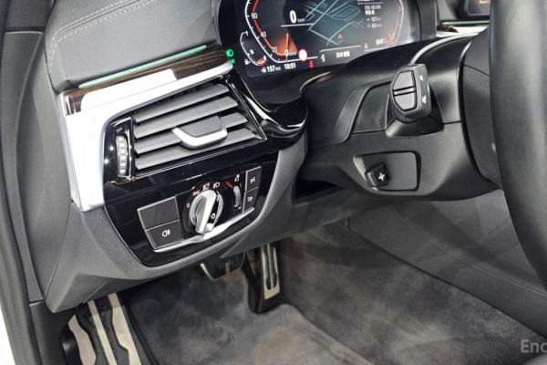 2022 BMW 5 серии с пробегом 55 884 км