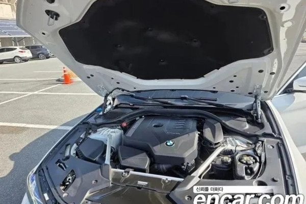 2022 BMW 5 серии с пробегом 42 960 км