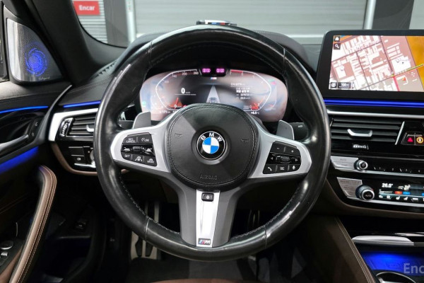 2022 BMW 5 серии с пробегом 32 774 км