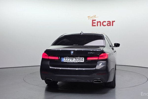 2022 BMW 5 серии с пробегом 46 114 км