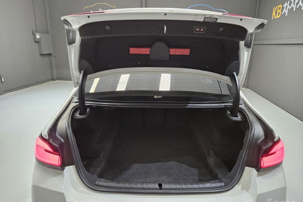 2022 BMW 5 серии с пробегом 80 211 км