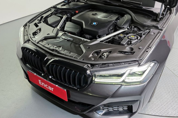 2022 BMW 5 серии с пробегом 46 114 км