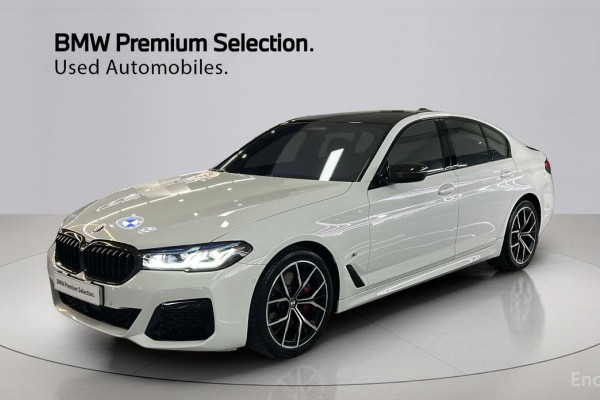 2022 BMW 5 серии с пробегом 36 998 км