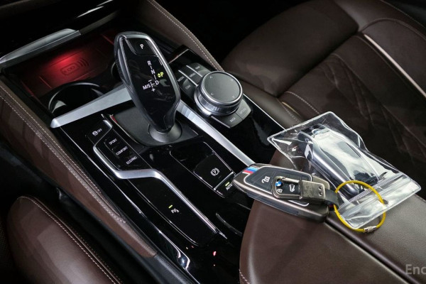 2022 BMW 5 серии с пробегом 46 114 км