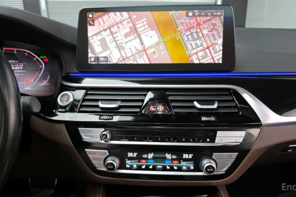 2022 BMW 5 серии с пробегом 32 774 км