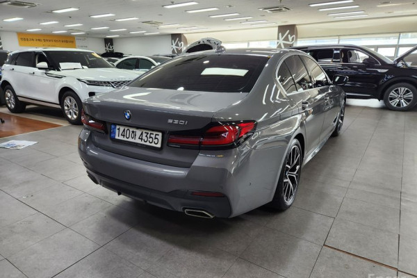 2022 BMW 5 серии с пробегом 71 168 км