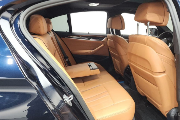 2022 BMW 5 серии с пробегом 25 229 км