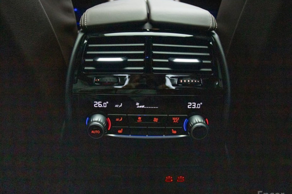 2022 BMW 5 серии с пробегом 43 822 км