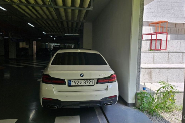 2022 BMW 5 серии с пробегом 53 000 км