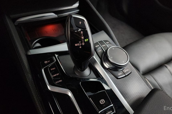 2022 BMW 5 серии с пробегом 11 316 км