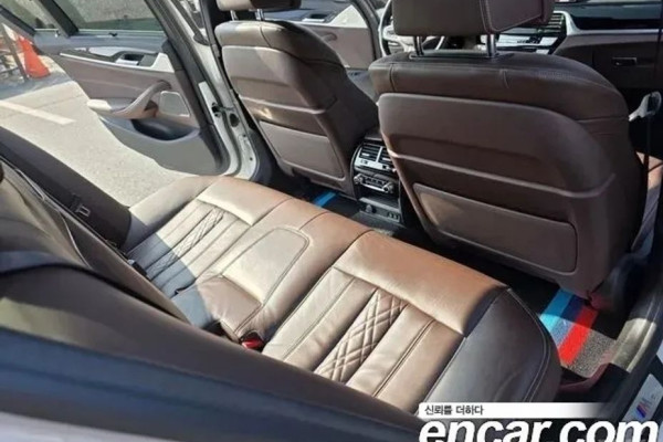 2022 BMW 5 серии с пробегом 42 960 км