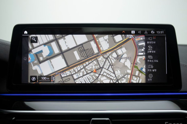 2022 BMW 5 серии с пробегом 43 822 км