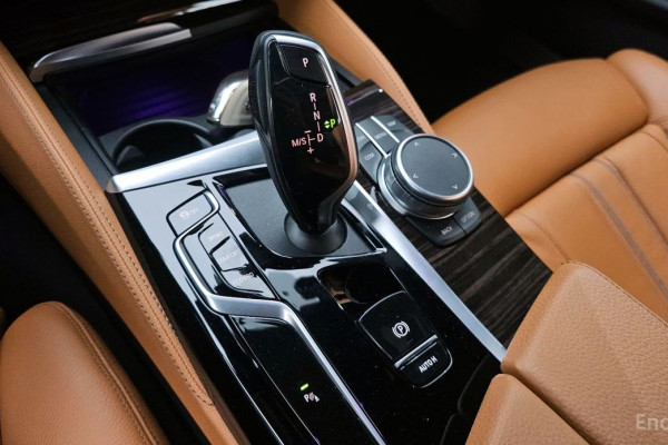 2022 BMW 5 серии с пробегом 39 559 км