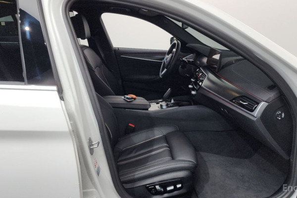 2022 BMW 5 серии с пробегом 11 316 км