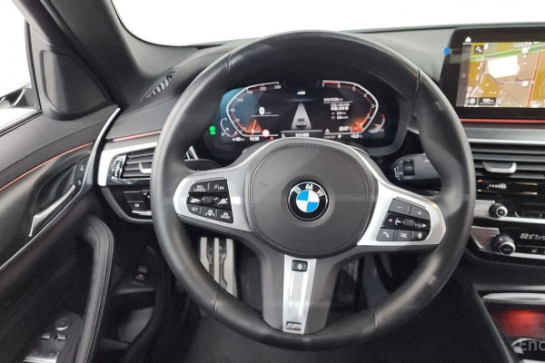 2022 BMW 5 серии с пробегом 11 316 км