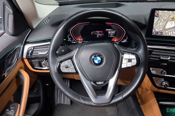 2022 BMW 5 серии с пробегом 68 997 км