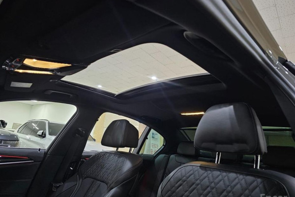 2022 BMW 5 серии с пробегом 5 049 км