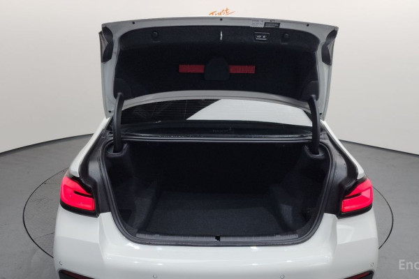 2022 BMW 5 серии с пробегом 11 316 км