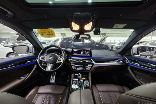 2022 BMW 5 серии с пробегом 71 168 км