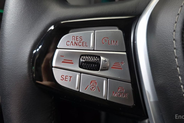 2022 BMW 5 серии с пробегом 9 385 км