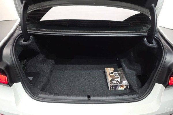 2022 BMW 5 серии с пробегом 9 385 км