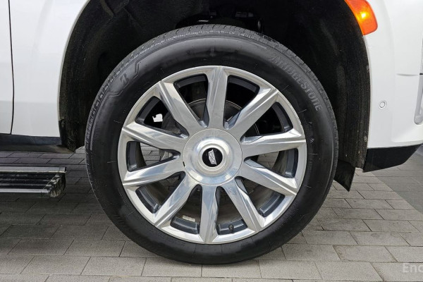 2023 Cadillac Escalade с пробегом 49 418 км