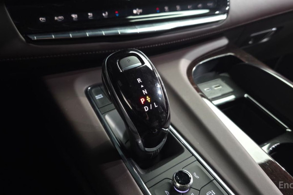 2023 Cadillac Escalade с пробегом 26 531 км