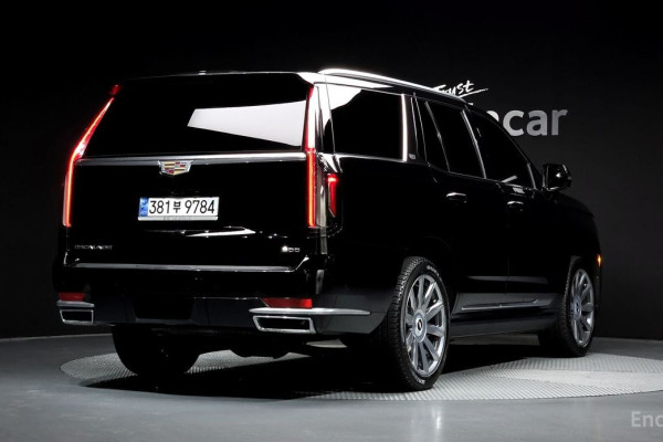 2022 Cadillac Escalade с пробегом 99 390 км
