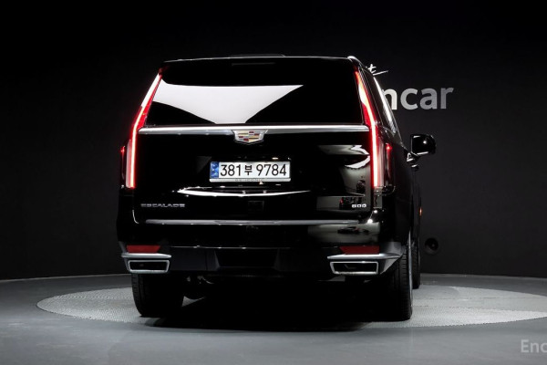 2022 Cadillac Escalade с пробегом 99 390 км