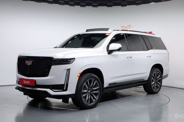 2022 Cadillac Escalade с пробегом 35 958 км