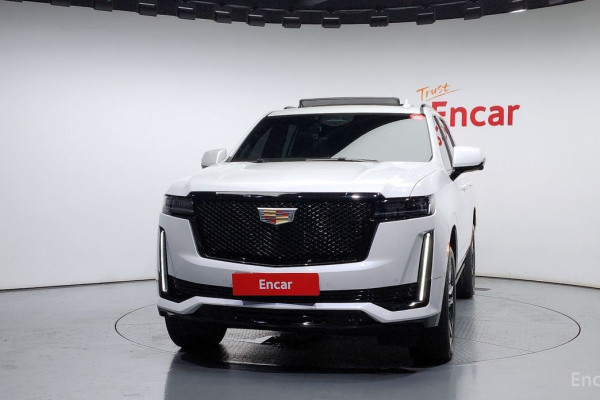 2022 Cadillac Escalade с пробегом 35 958 км