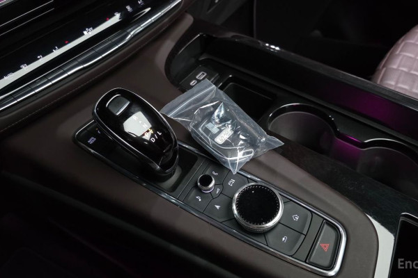 2022 Cadillac Escalade с пробегом 99 390 км