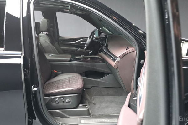 2022 Cadillac Escalade с пробегом 99 390 км