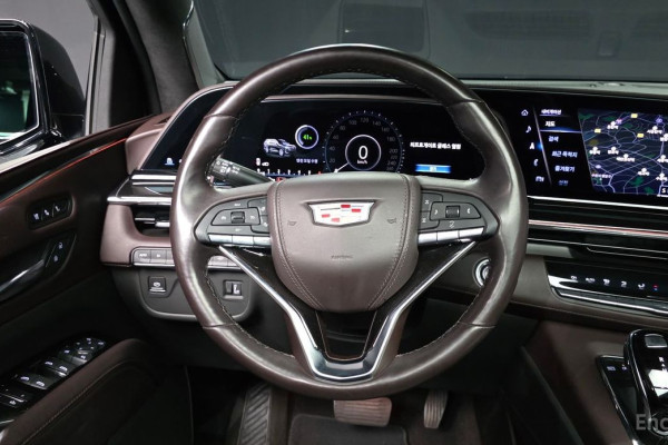 2022 Cadillac Escalade с пробегом 99 390 км