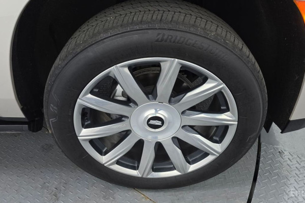 2022 Cadillac Escalade с пробегом 77 336 км