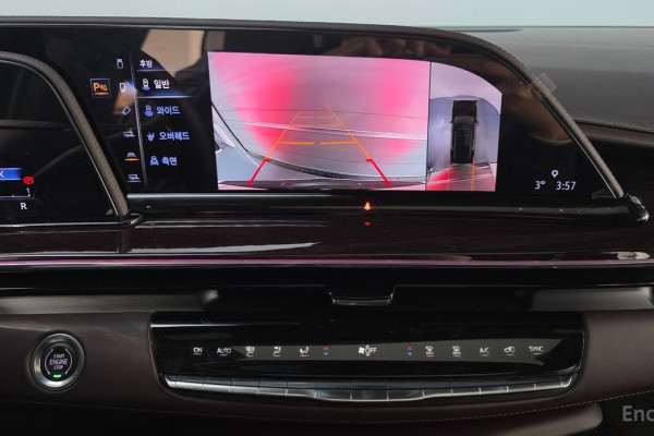 2023 Cadillac Escalade с пробегом 11 775 км