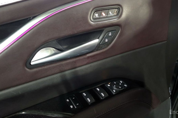 2023 Cadillac Escalade с пробегом 28 697 км