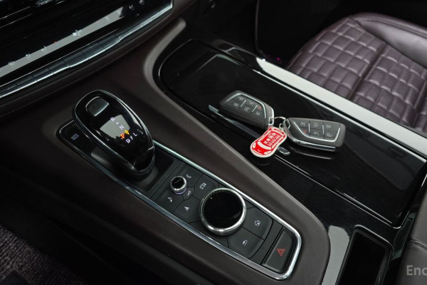 2022 Cadillac Escalade с пробегом 77 336 км