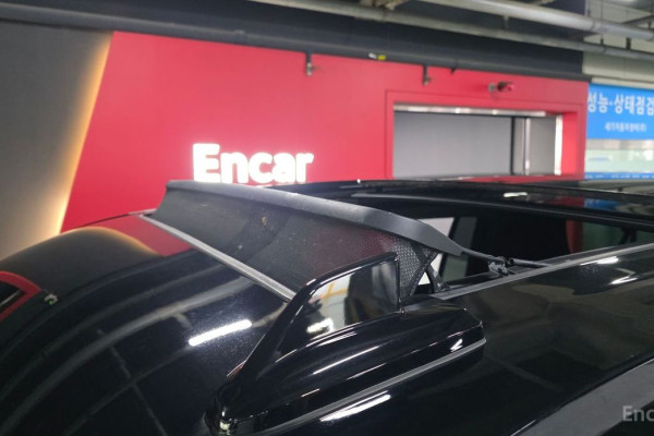 2023 Cadillac Escalade с пробегом 28 697 км