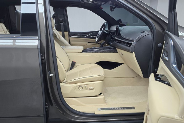 2021 Cadillac Escalade с пробегом 74 400 км