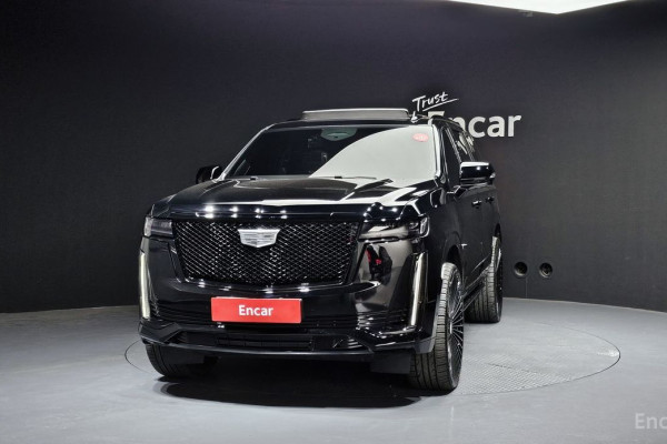 2022 Cadillac Escalade с пробегом 27 583 км